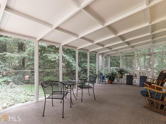 4th image of 2261 Deer Oaks Trl