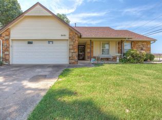 2401 E Oakland St, Broken Arrow, OK 74014