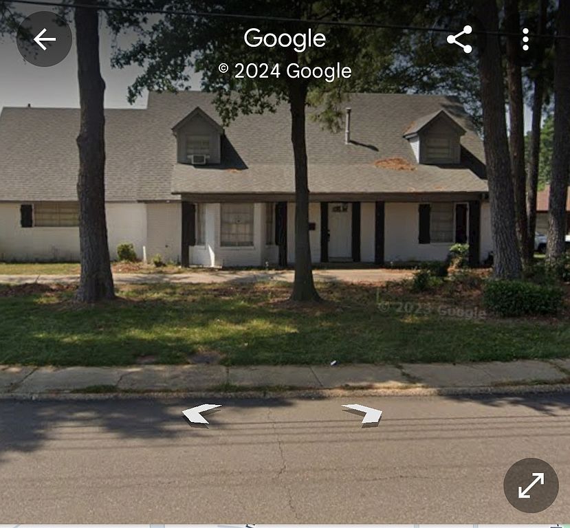 1600 W 40th St - Property Image