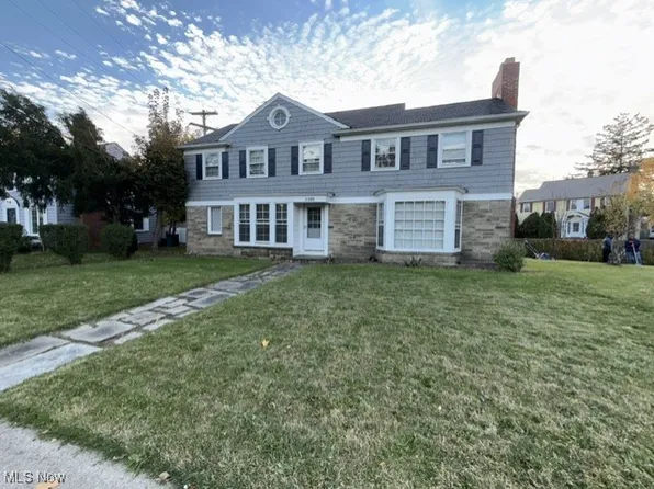 3380 Milverton Rd, Shaker Heights, OH 44120