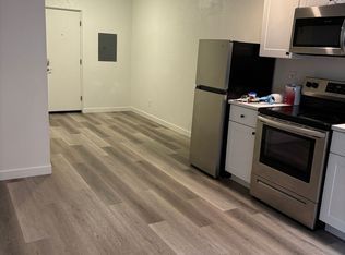 5220 California Ave SW #2, Seattle, WA 98136