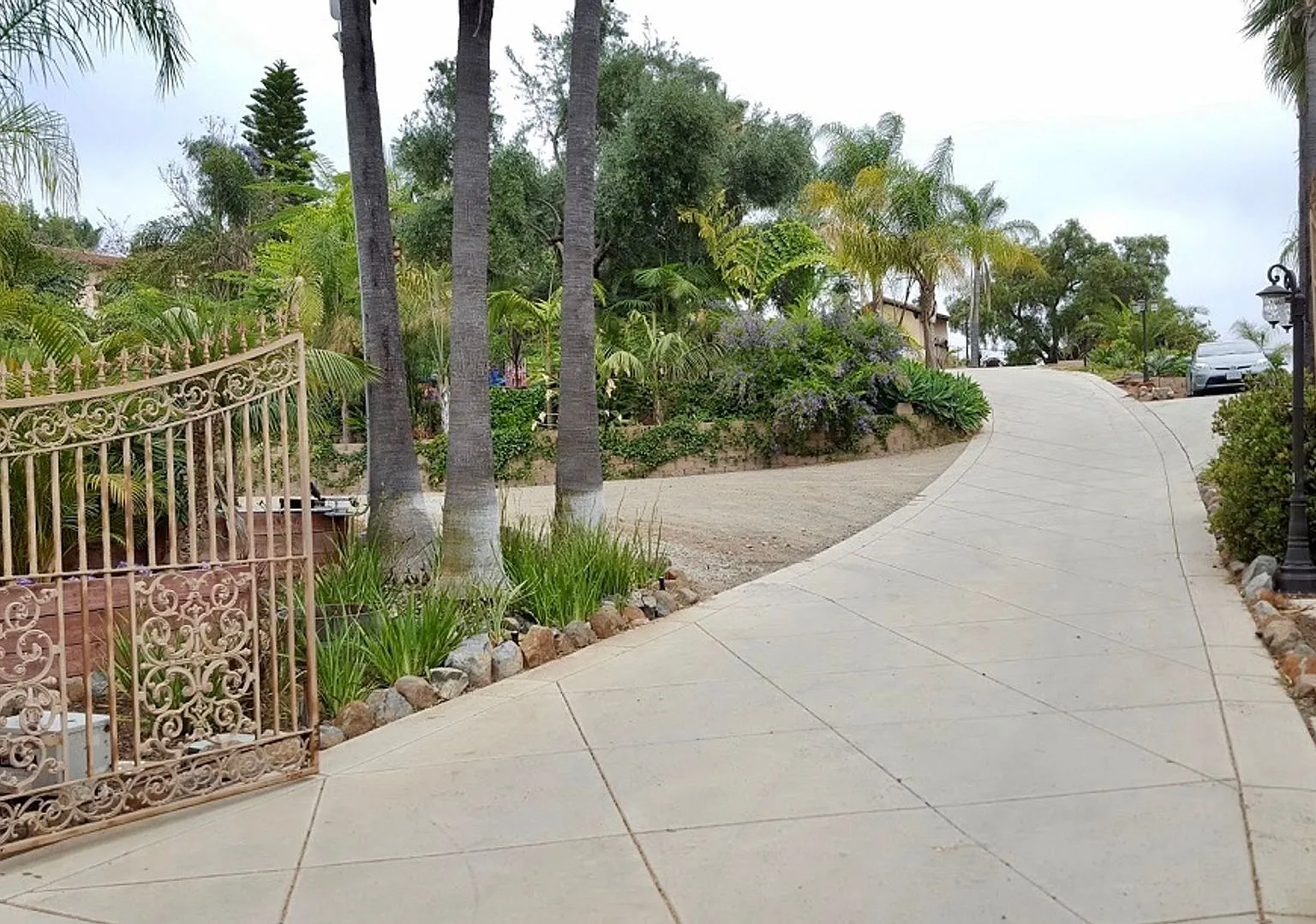 Call for your Private Showing! - Rent Ready August 1st — Photo 1