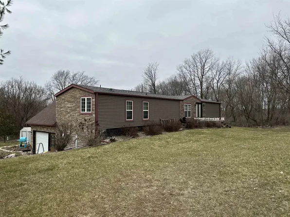 N1999 Ullom Rd, Browntown, WI 53522