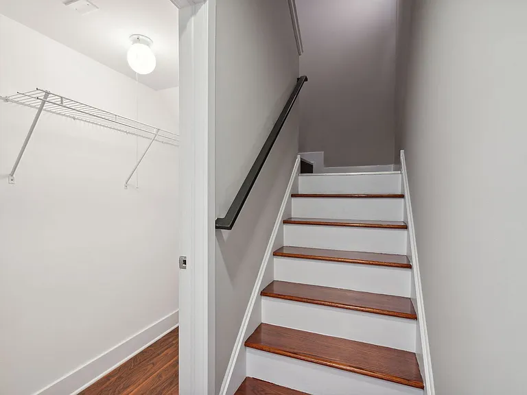 2001 Spring Garden St #305 — Photo 22