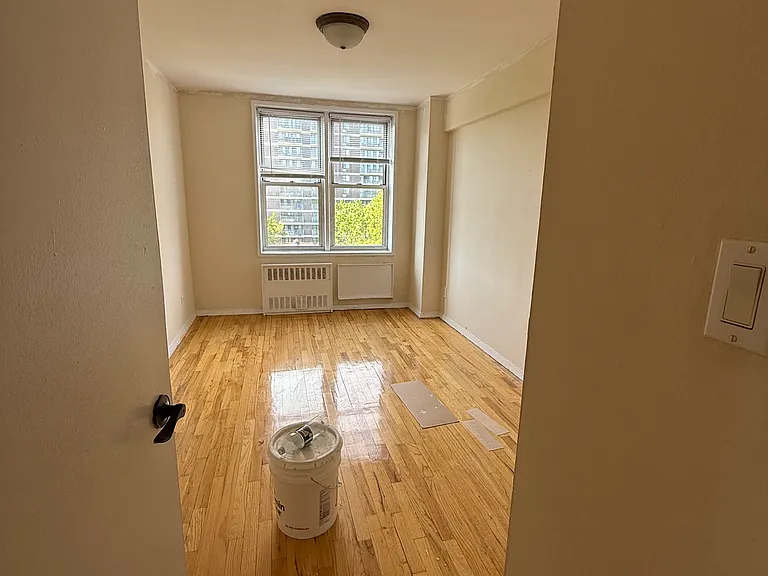 41 Hamilton Ave #7L — Photo 8