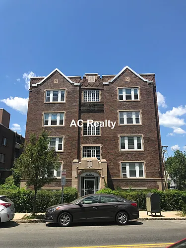 134 Salem St #16 Photo 1