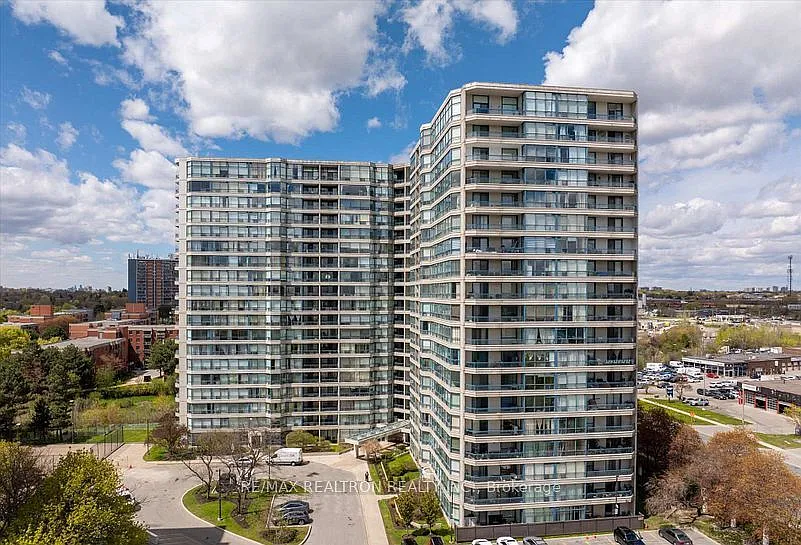 4725 Sheppard Ave E #704