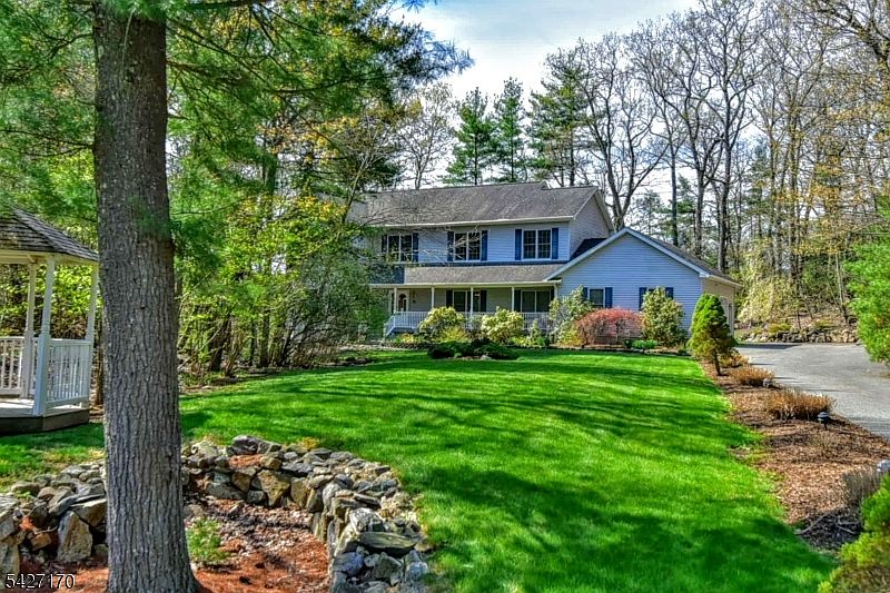 1st image of 34 Split Rock Rd