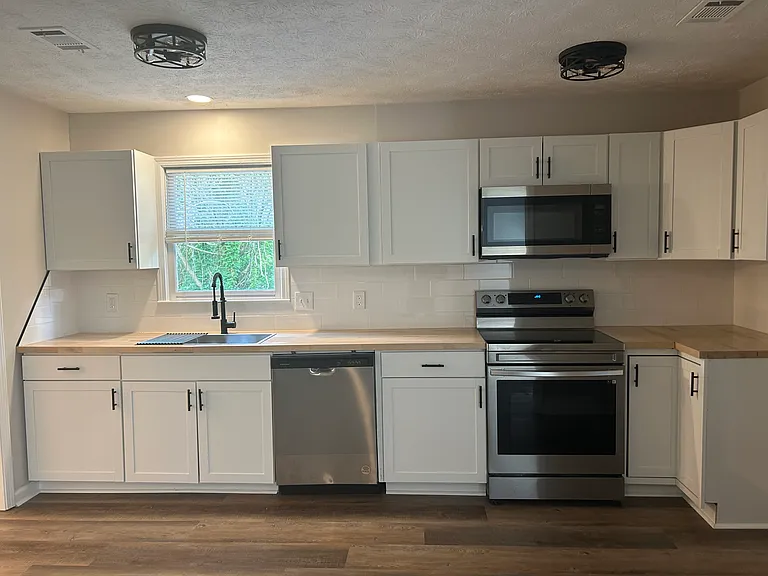6321 Billings Rd — Photo 3