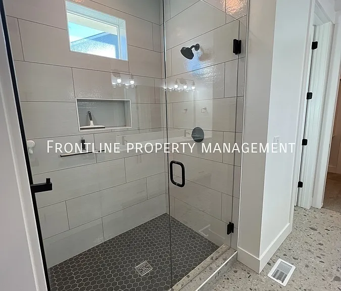 3901 Bozeman Ave — Photo 17