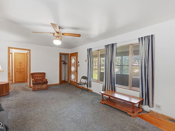 5th image of 4931 Rockville Rd