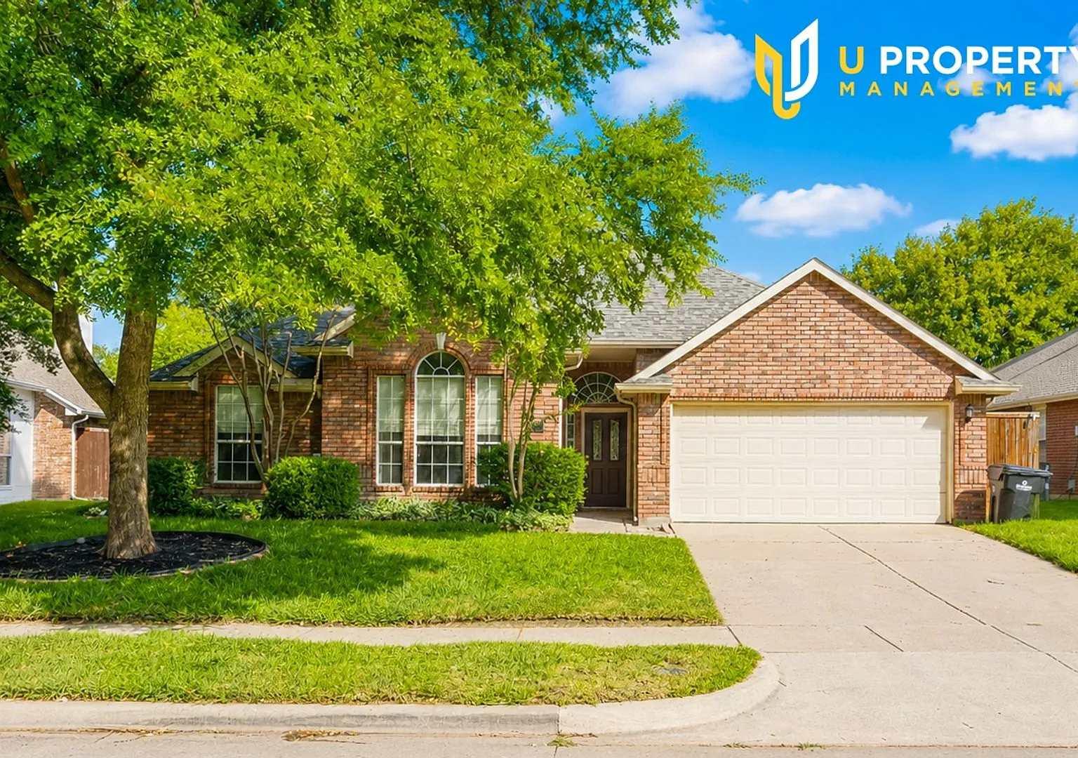 Beautiful Golf Course Home with Private Pool in Frisco! — Photo 1