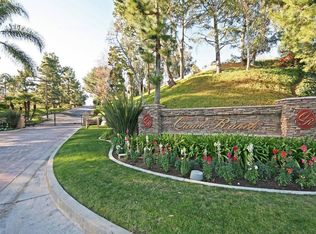 891 Quails Trail Rd, Vista, CA 92081