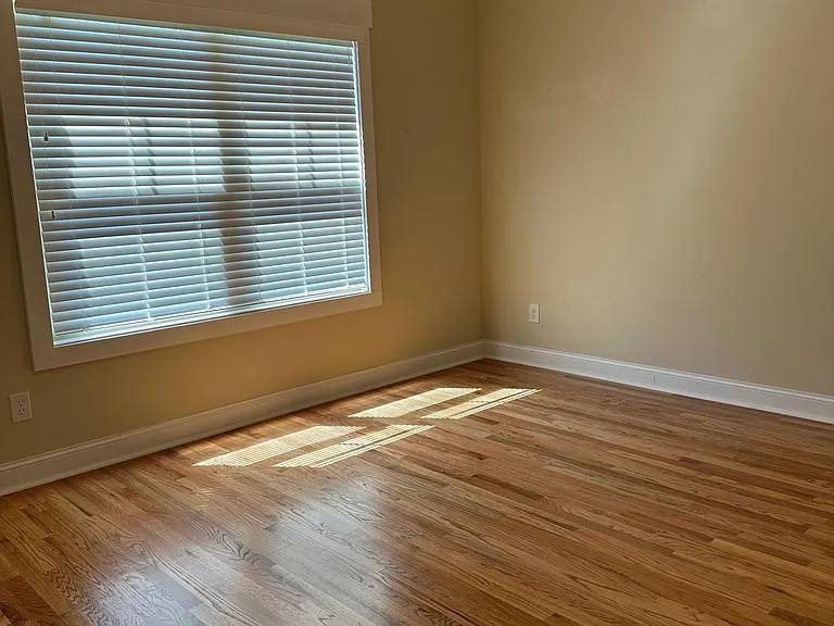 211 Blackoak Dr — Photo 22