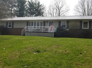 8524 Valleybrook St SE, East Canton, OH 44730