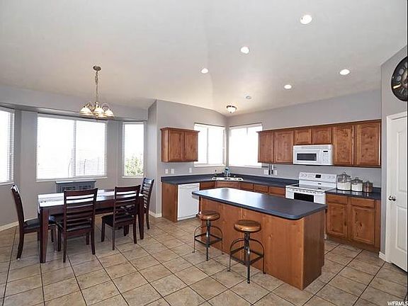 4th image of 4841 W Cold Springs Cir