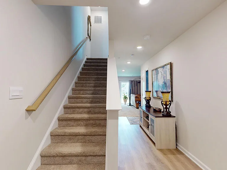 178 Bell Ct — Photo 5