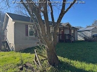1st image of 779 Coopers Creek Rd