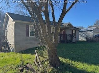 779 Coopers Creek Rd, Charleston, WV 25312