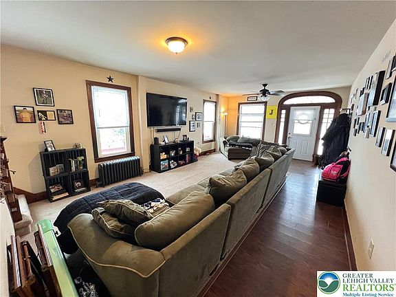 4th image of 338 Ochre St