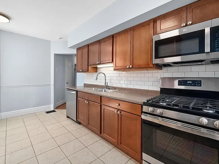 3619-3621 Connecticut St #3621A — Photo 13
