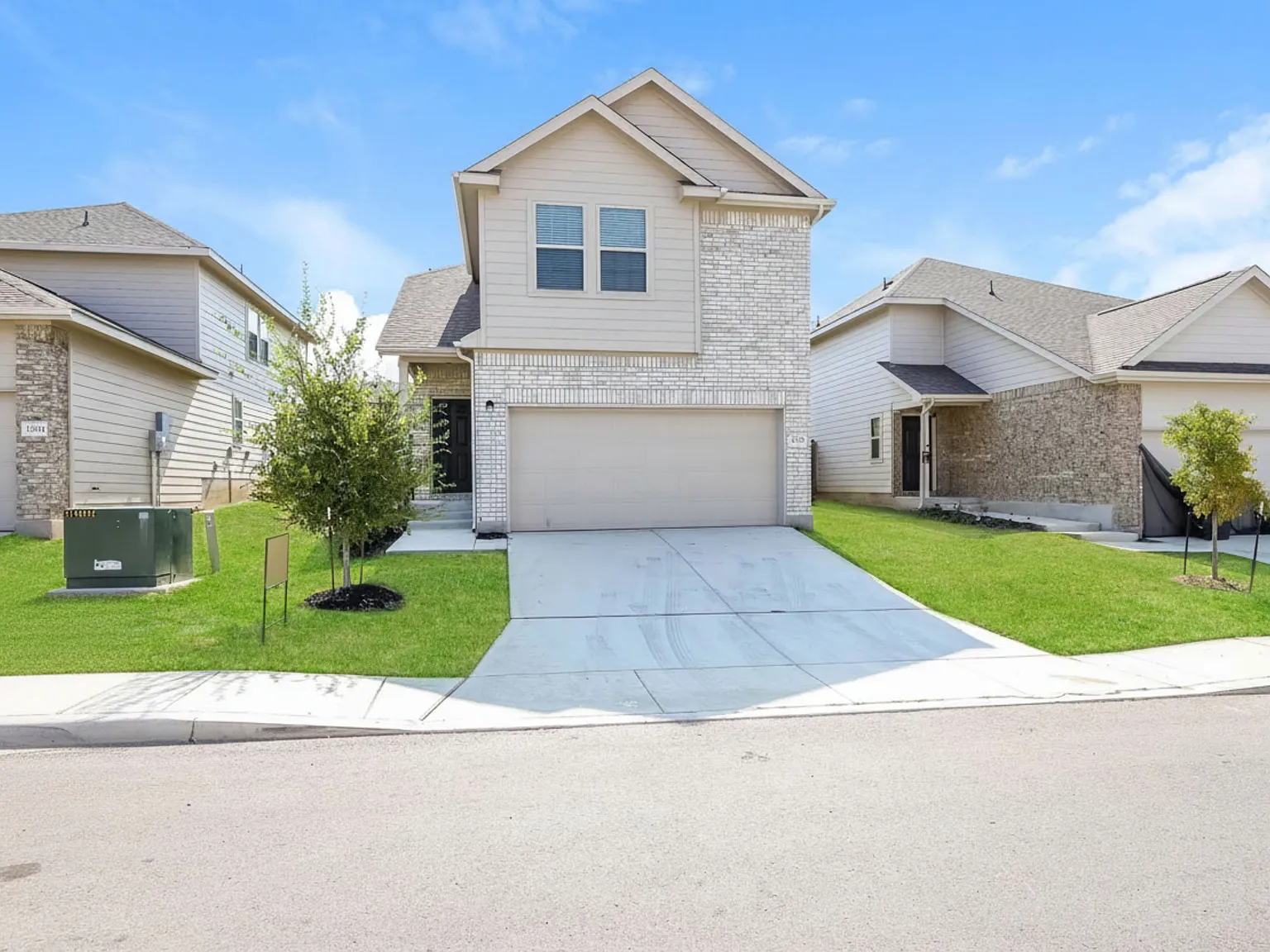 Applewhite Meadows — Photo 1