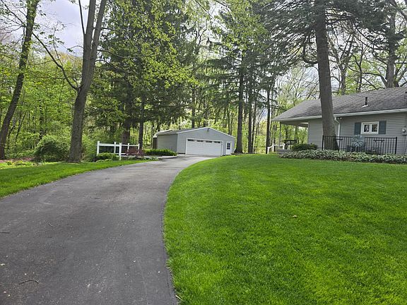 4th image of 2914 Scheid Rd