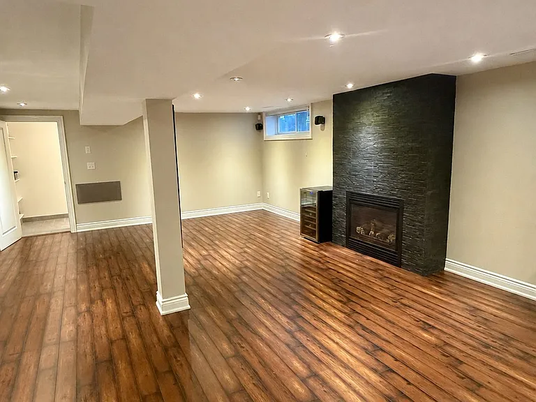 34 Manorhampton Dr — Photo 21