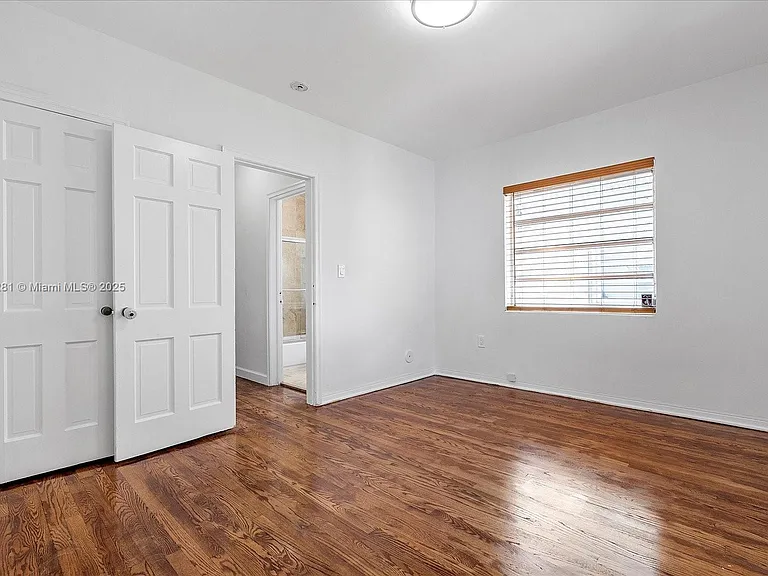 8826 Emerson Ave — Photo 17