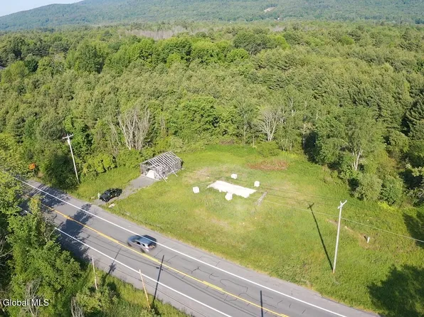 1472 State Highway 30, Mayfield, NY 12117