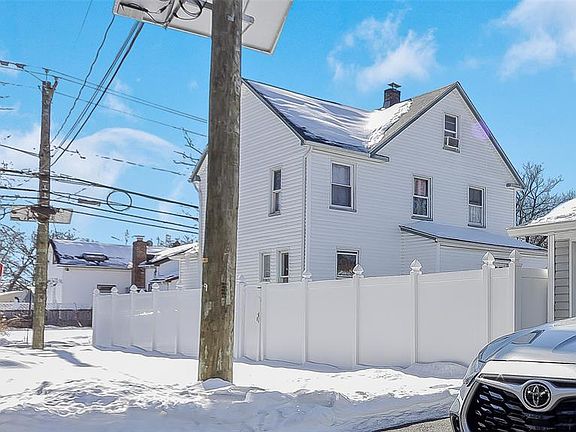 4th image of 144 New Milford Ave
