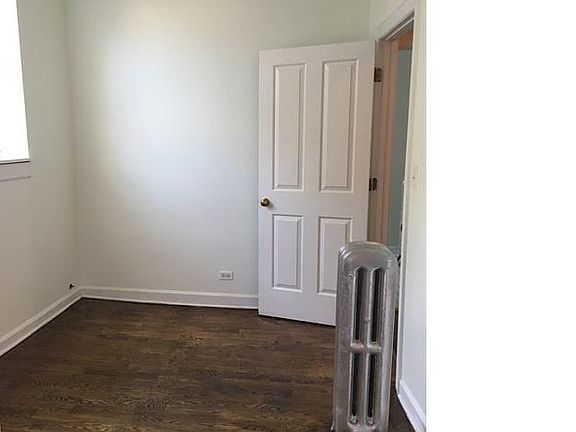 4th image of 6441 S Kenwood Ave APT 36