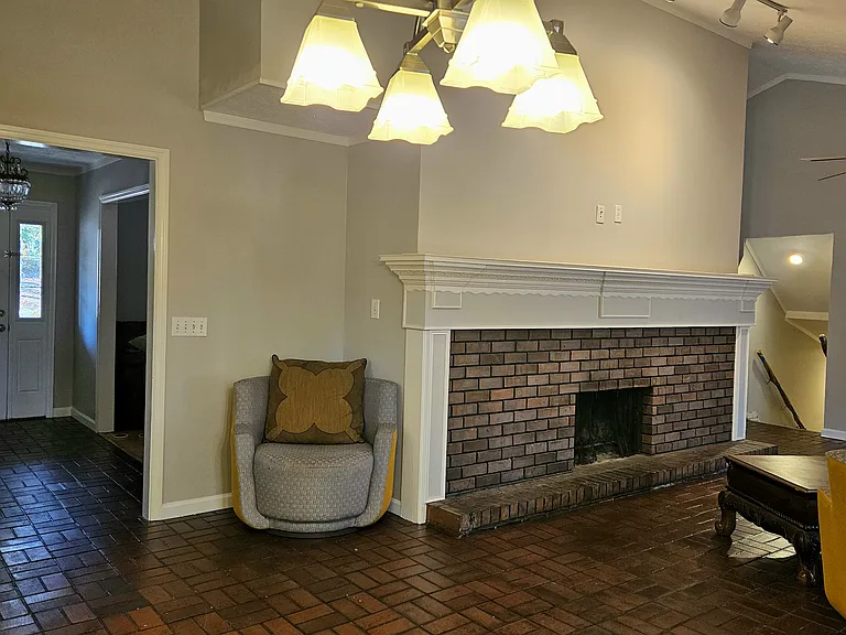 Timberland Dr SW — Photo 5