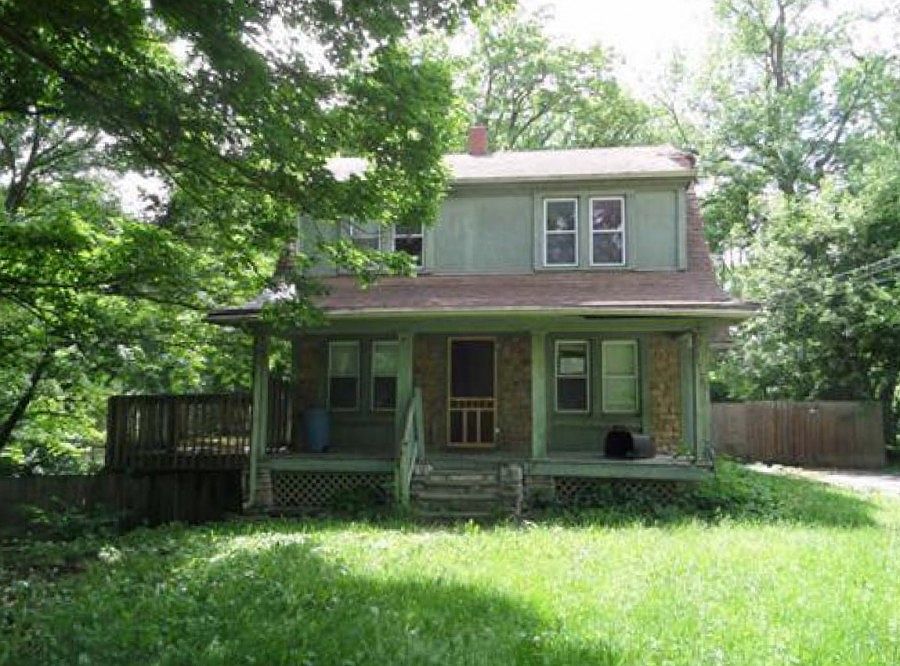 1st image of 3370 N 59th Ter