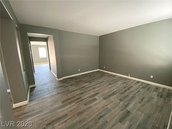 4th image of 3925 Grant Hill Ave