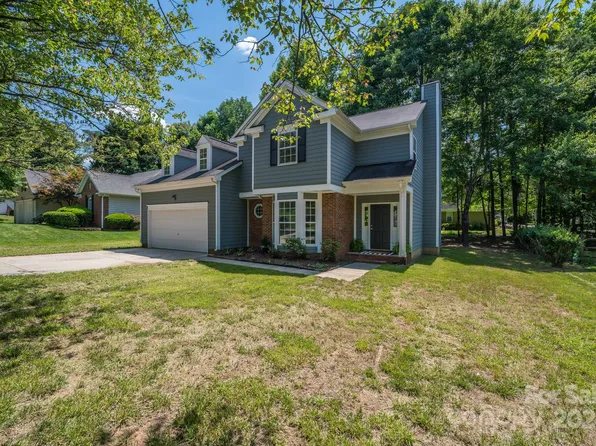 13125 Peacock Ln, Charlotte, NC 28215