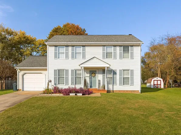 5086 Blarney St, Fredericksburg, VA 22407
