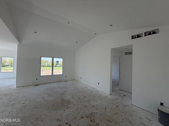 2nd image of 1347 Limerick Ln