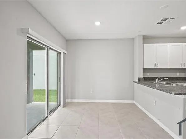 7216 Spring Snowflake Ave, Tampa, FL 33619