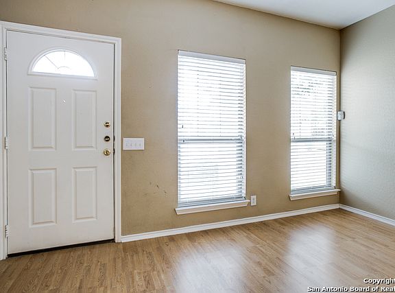 3rd image of 6110 S Jolie Ct