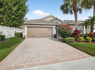 6877 Castlemaine Avenue, Boynton Beach, FL 33437