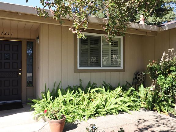 2nd image of 7211 Trousdale Pl