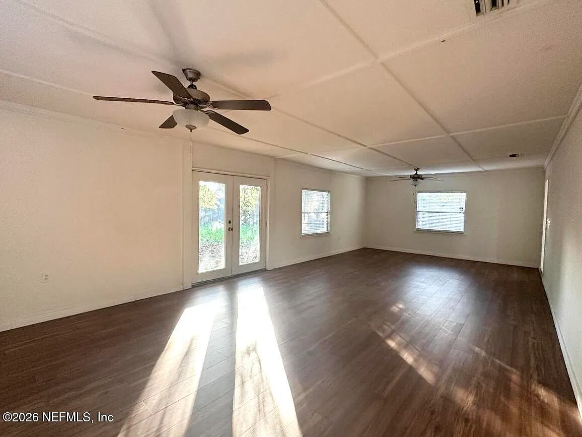 3 bed, 2.5 bath, 2248 sqft, $3,500 — Photo 4