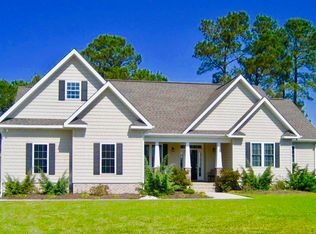 1914 Red Fox Ln, Morehead City, NC 28557