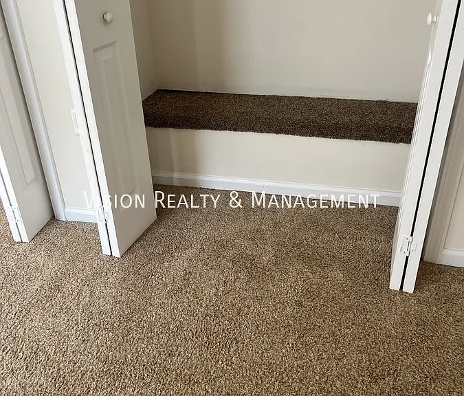 111 Kaiser St — Photo 9