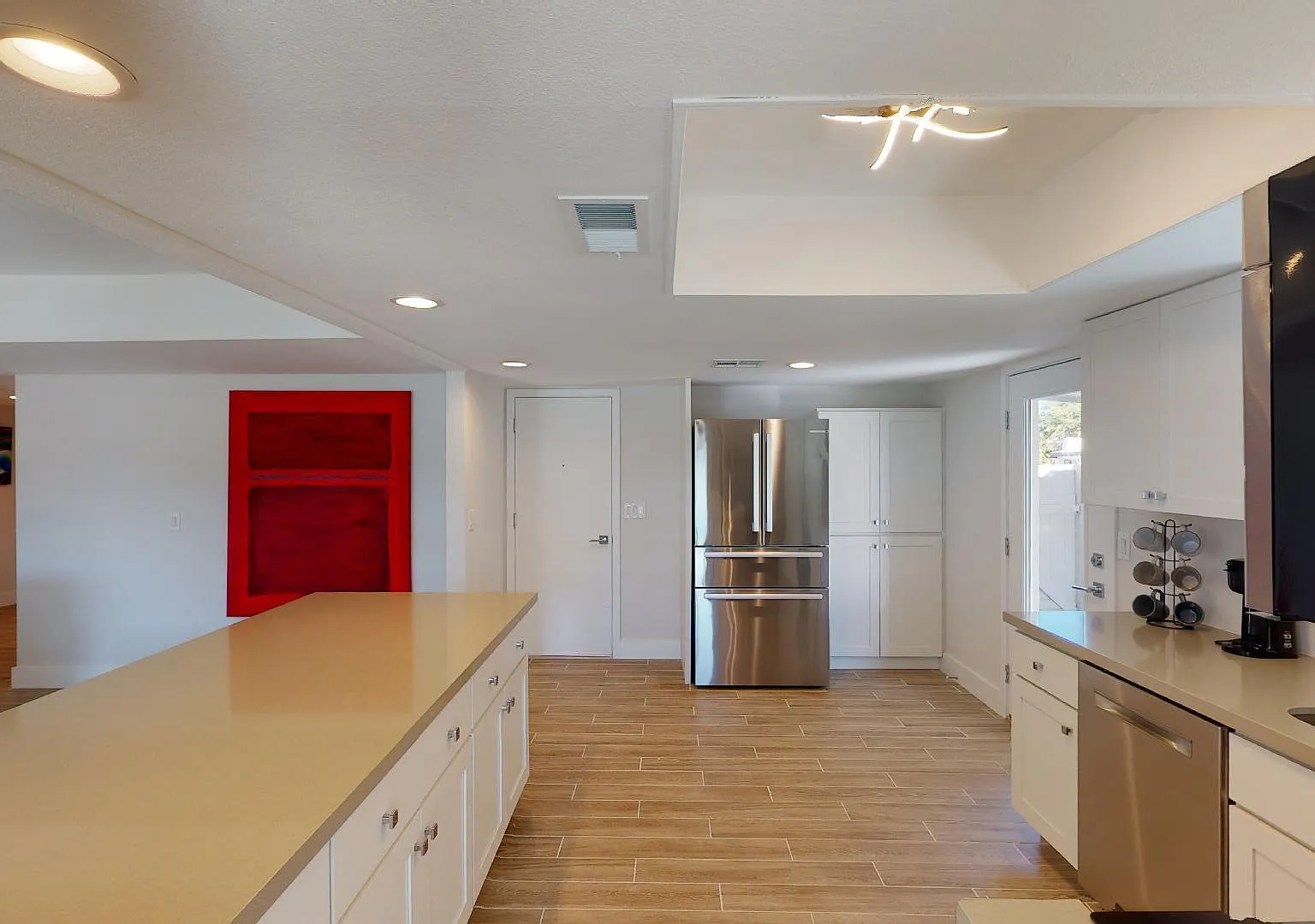 E Luke Ln, Scottsdale — Photo 3