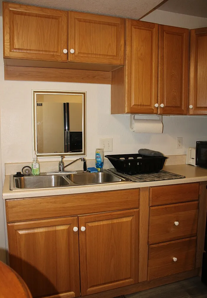 Studio, 1.0 bath, $875 — Photo 2