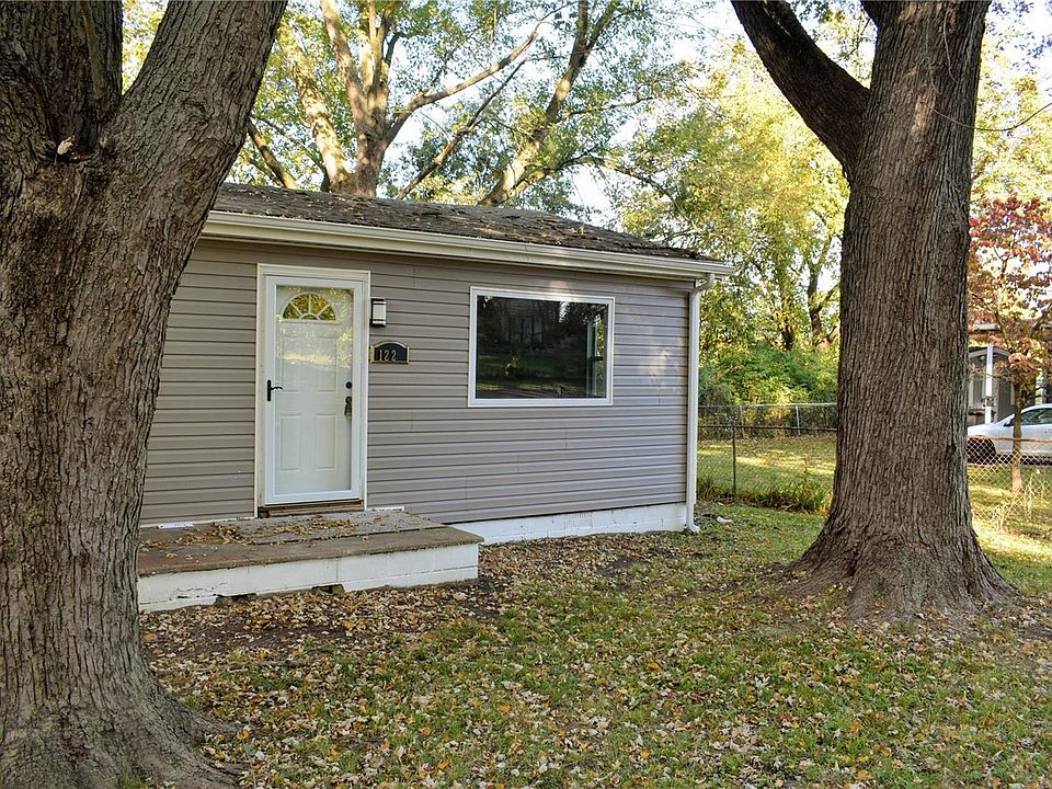 1226 East Dr, Cottage Hills, IL 62018 Zillow