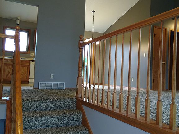 4th image of 6704 W 61st St