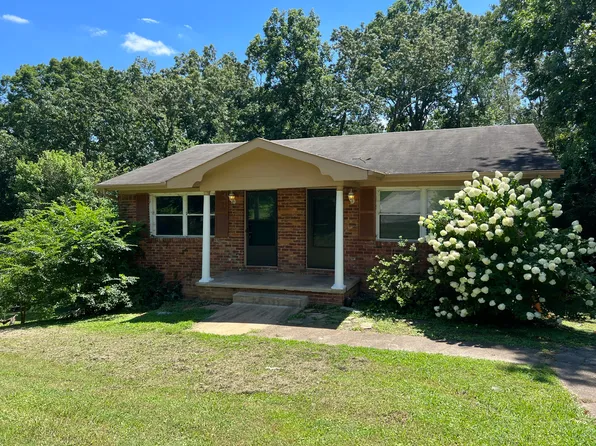 5056 Shoals Ln, Chattanooga, TN 37416